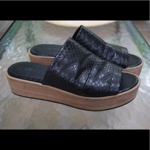 Vince Saskia Platform Leather Sandal